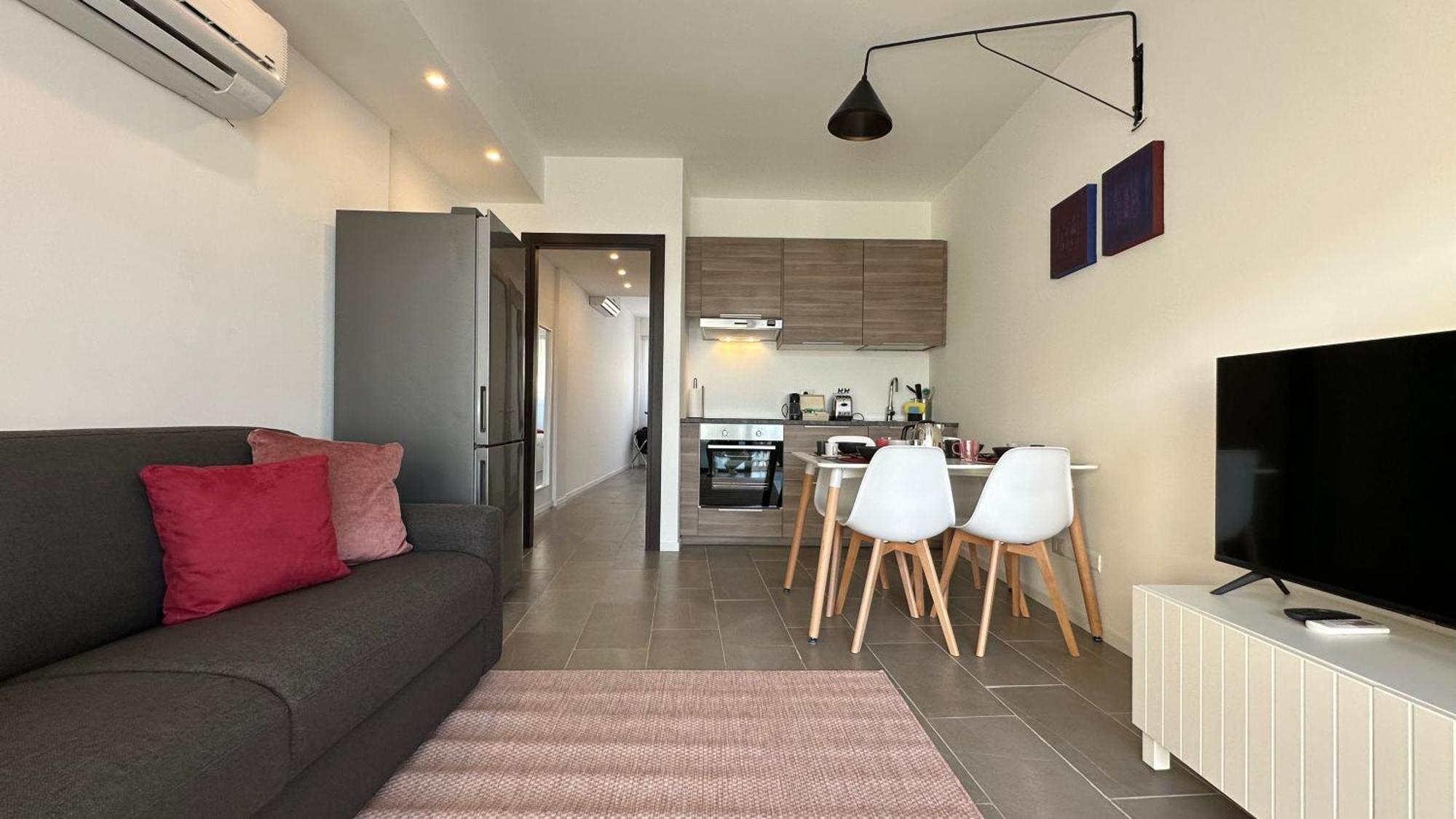 Caseospitali - Casa Navigli Watt, Vicino Al Naviglio, Originale E Luminoso Bilocale Per 4 Con Tutti I Comfort Milan Luaran gambar